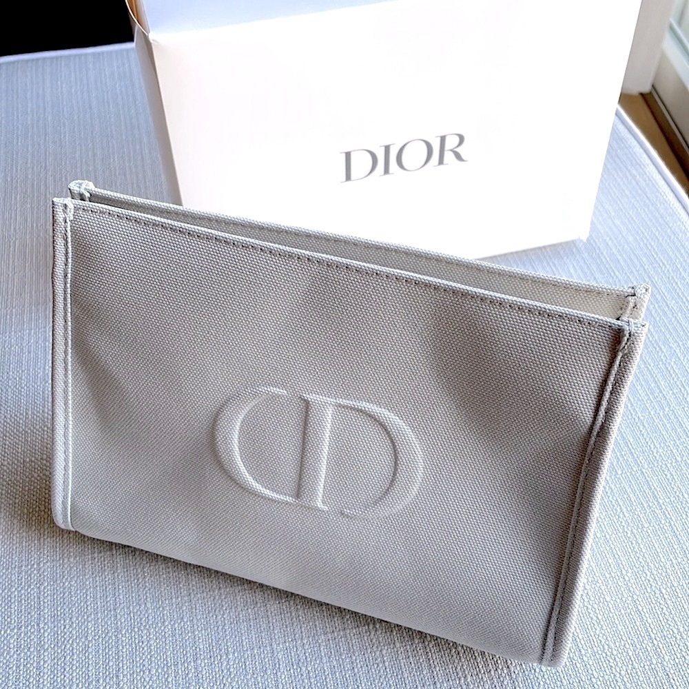 DIOR gray large trousse pouch with magnetic closure
